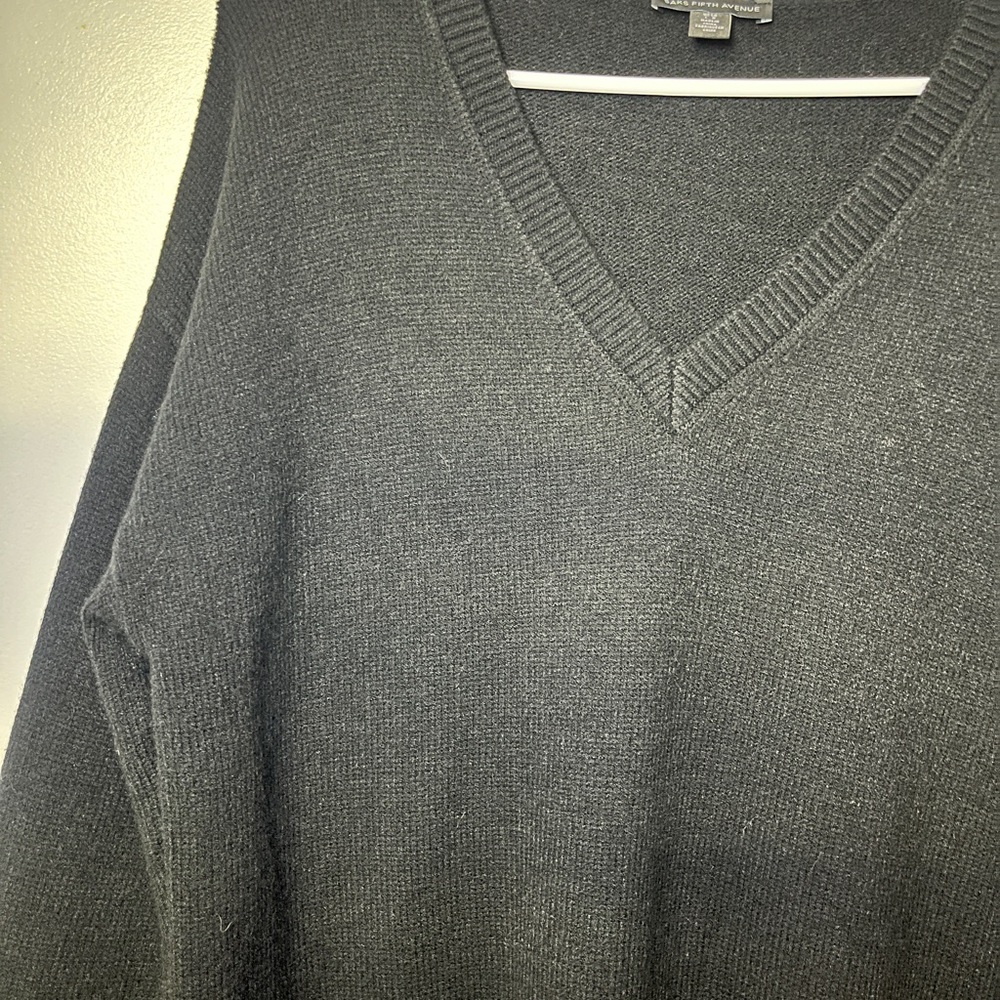 Saks Fifth Avenue Black Shift Sweater Dress with Faux Fur Cuffs- Size Large - Picture 4 of 8